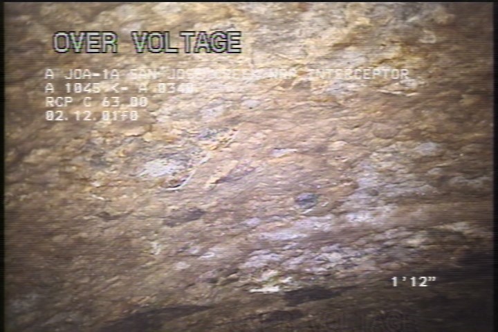 Surface Spalling, from 08 to 04 o'clock, within 8 inches of joint: YES