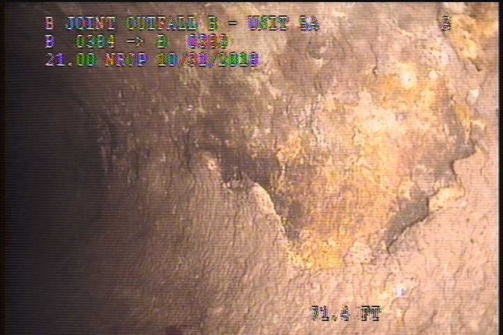 Surface Spalling, from 08 to 04 o'clock, within 8 inches of joint: NO - PEELING CONCRETE