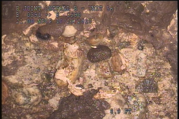 Surface Aggregate Visible, from 08 to 04 o'clock, within 8 inches of joint: NO - SEVERE AGG