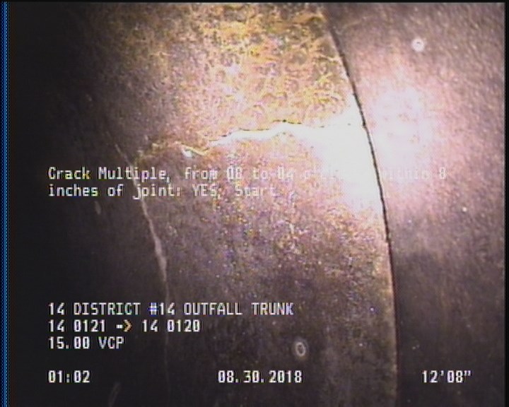 Crack Multiple, from 08 to 04 o'clock, within 8 inches of joint: YES, Start