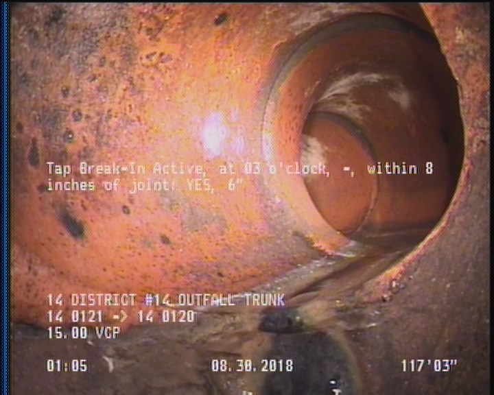 Tap Break-In Active, at 03 o'clock, -, within 8 inches of joint: YES, 6"