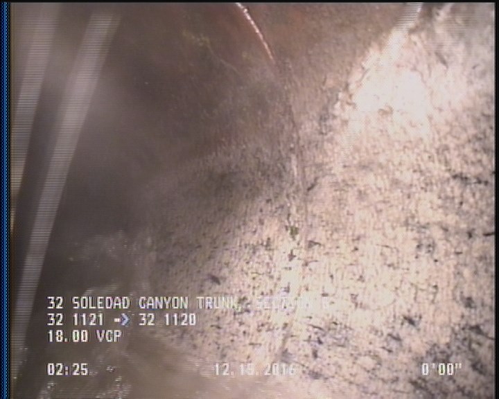 Deposits Attached Grease, 5 %of cross sectional area, from 04 to 08 o'clock, , within 8 inches of joint: YES, Start