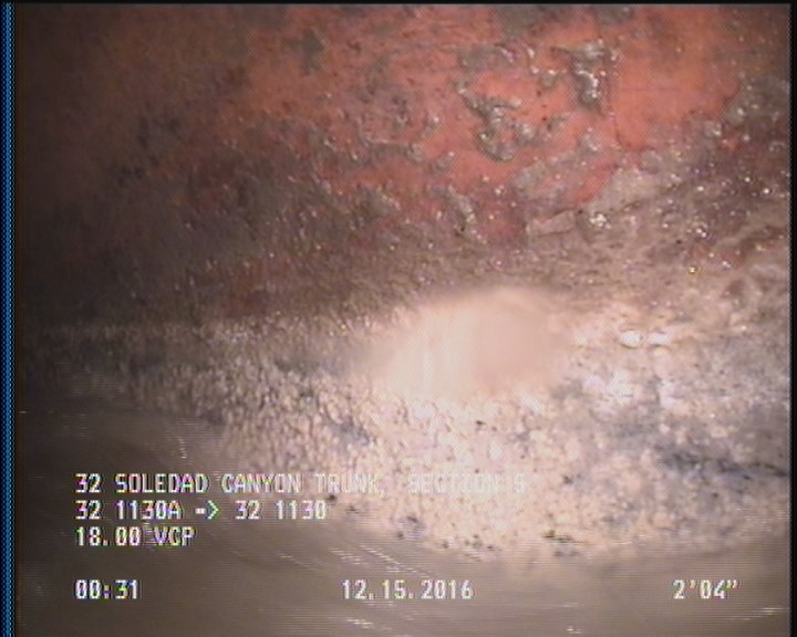 Deposits Attached Grease, 5 %of cross sectional area, from 04 to 08 o'clock, , within 8 inches of joint: YES, Start