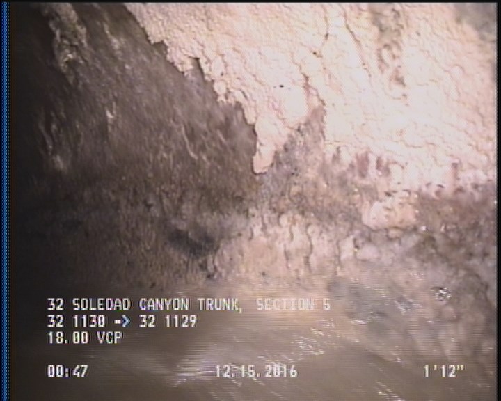 Deposits Attached Grease, 5 %of cross sectional area, from 04 to 08 o'clock, , within 8 inches of joint: YES, Start