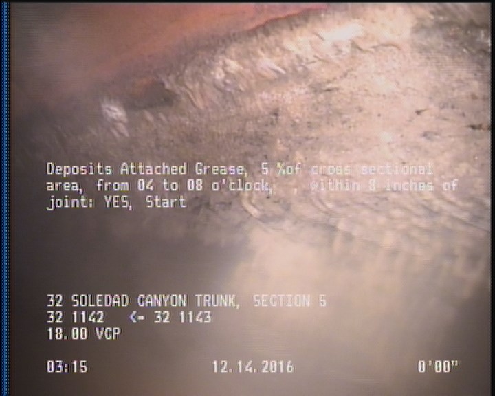 Deposits Attached Grease, 5 %of cross sectional area, from 04 to 08 o'clock, , within 8 inches of joint: YES, Start