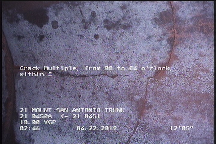 Crack Multiple, from 08 to 04 o'clock, within 8 inches of joint: YES, Start