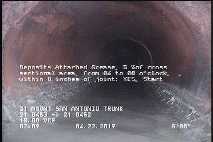 Deposits Attached Grease, 5 %of cross sectional area, from 04 to 08 o'clock, , within 8 inches of joint: YES, Start