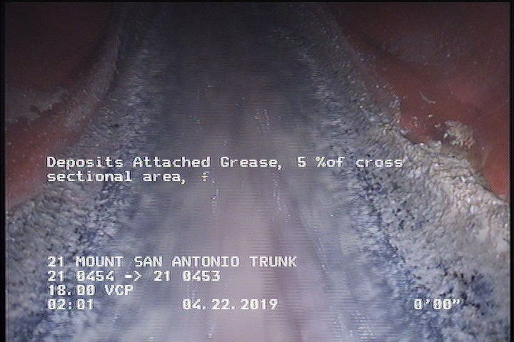 Deposits Attached Grease, 5 %of cross sectional area, from 04 to 08 o'clock, , within 8 inches of joint: YES, Start