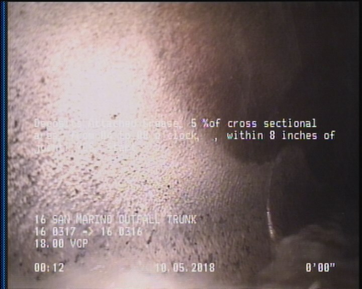 Deposits Attached Grease, 5 %of cross sectional area, from 04 to 08 o'clock, , within 8 inches of joint: YES, Start