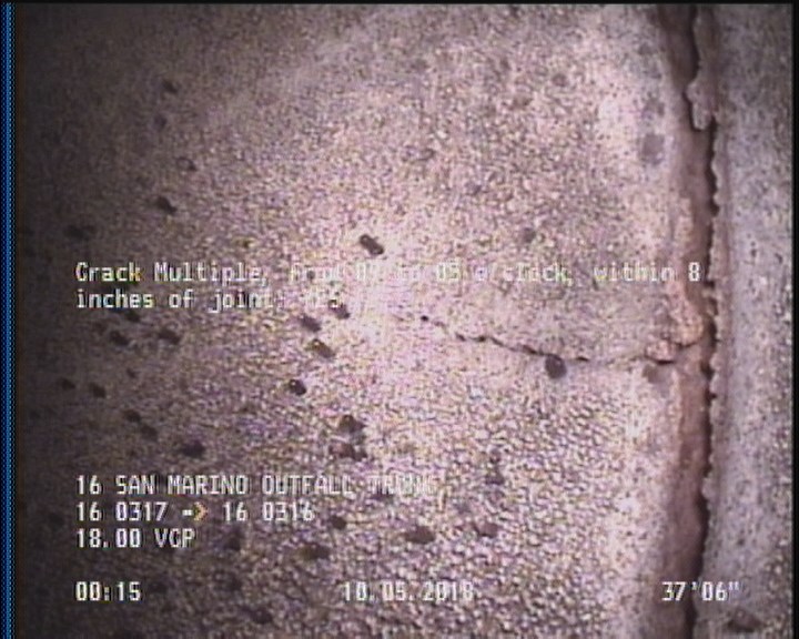 Crack Multiple, from 09 to 03 o'clock, within 8 inches of joint: YES