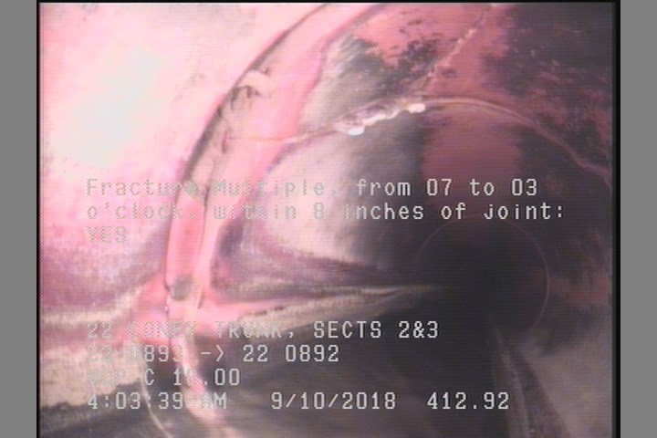 Fracture Multiple, from 07 to 03 o'clock, within 8 inches of joint: YES