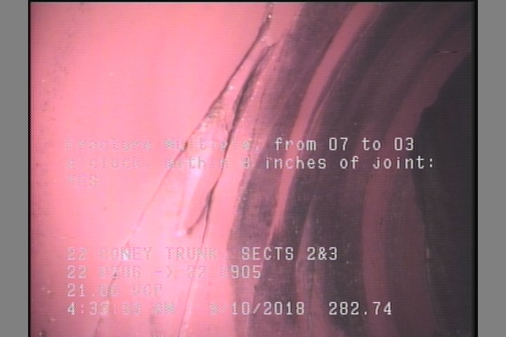 Fracture Multiple, from 07 to 03 o'clock, within 8 inches of joint: YES