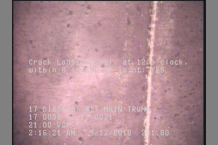 Crack Longitudinal, at 12 o'clock, within 8 inches of joint: YES