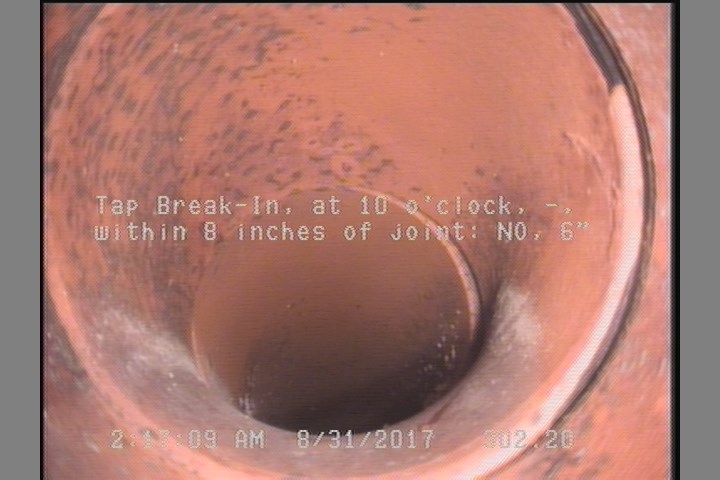 Tap Break-In, at 10 o'clock, -, within 8 inches of joint: NO, 6"