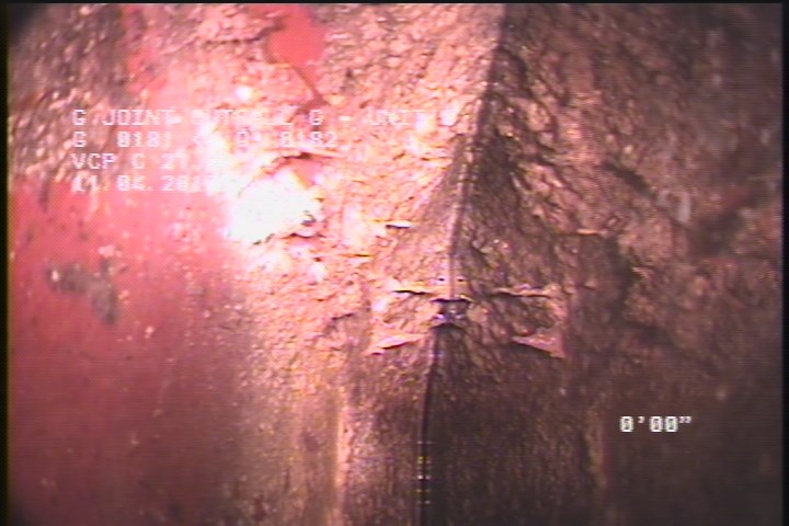 Deposits Attached Grease, 5 %of cross sectional area, from 10 to 02 o'clock, , within 8 inches of joint: NO