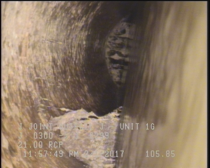 Obstacles Other, 30 %of cross sectional area, from 03 to 09 o'clock - DEBRIS NOT VISIBLE