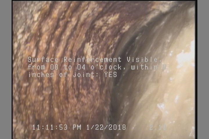Surface Reinforcement Visible, from 08 to 04 o'clock, within 8 inches of joint: YES