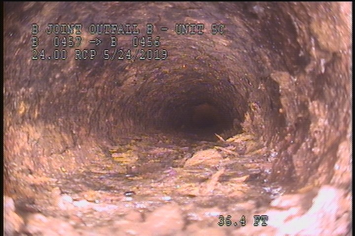 Deposits Settled Other, 40 %of cross sectional area, from 04 to 08 o'clock, , within 8 inches of joint: YES - SPALLING/SHAVINGS