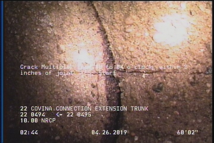 Crack Multiple, from 08 to 04 o'clock, within 8 inches of joint: YES, Start