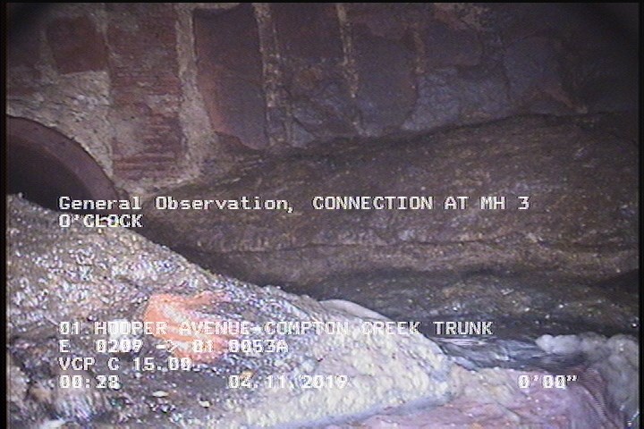 General Observation - CONNECTION AT MH 3 O'CLOCK