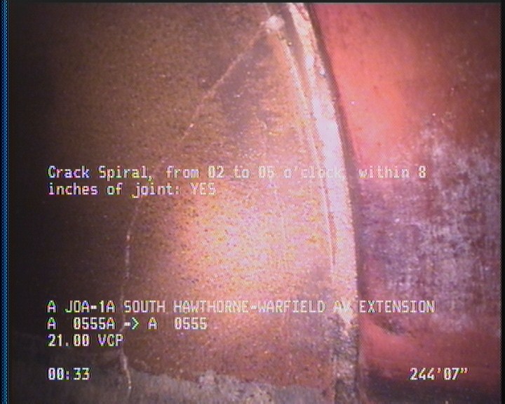 Crack Spiral, from 02 to 05 o'clock, within 8 inches of joint: YES