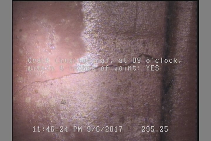 Crack Longitudinal, at 09 o'clock, within 8 inches of joint: YES