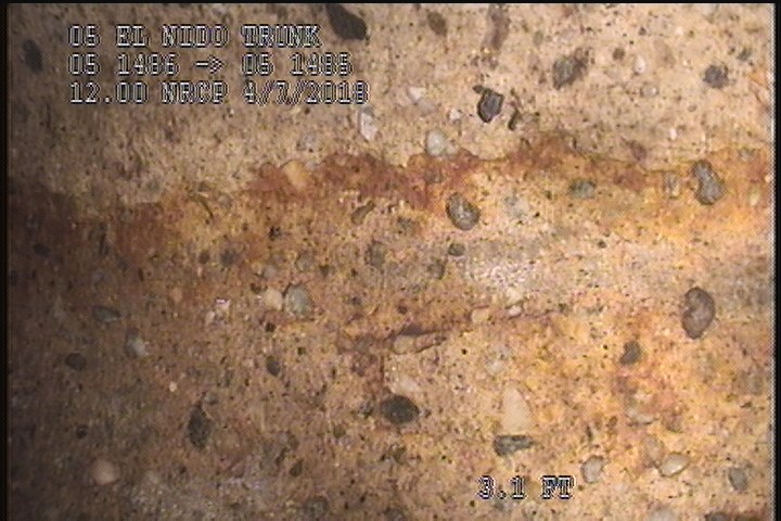 Surface Spalling, from 08 to 04 o'clock, within 8 inches of joint: YES, Start - PEELING CONCRETE SEVERE AGG ATTCHED