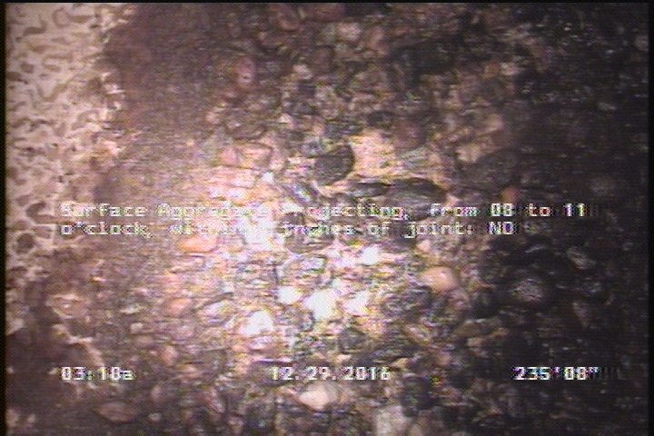 Surface Aggregate Projecting, from 08 to 11 o'clock, within 8 inches of joint: NO
