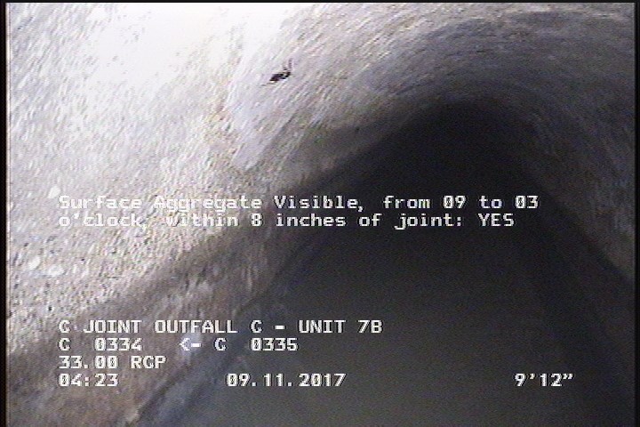 Surface Aggregate Visible, from 09 to 03 o'clock, within 8 inches of joint: YES