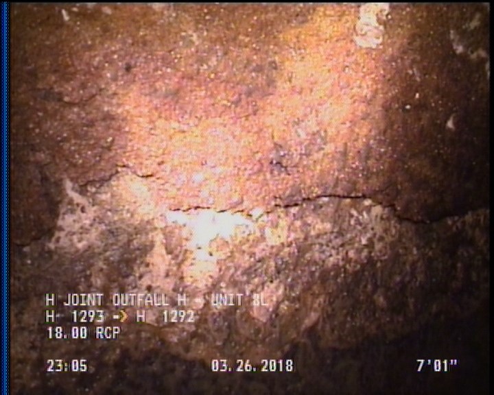 Surface Spalling, from 09 to 03 o'clock, within 8 inches of joint: YES, Start